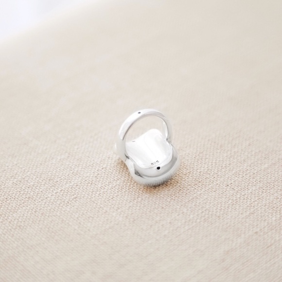 SoldOut11thStreet - Picture 4 of 8